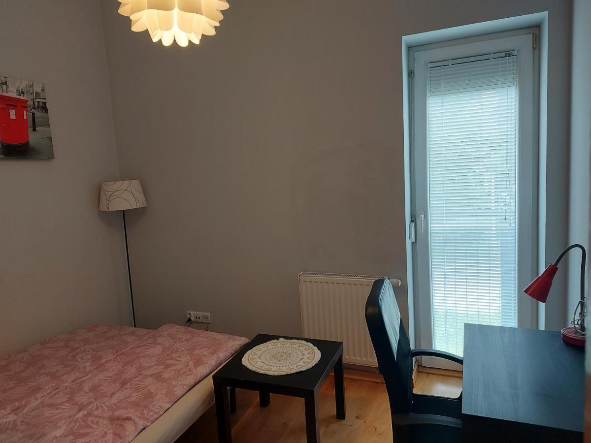 Homelyapartment Краков Экстерьер фото